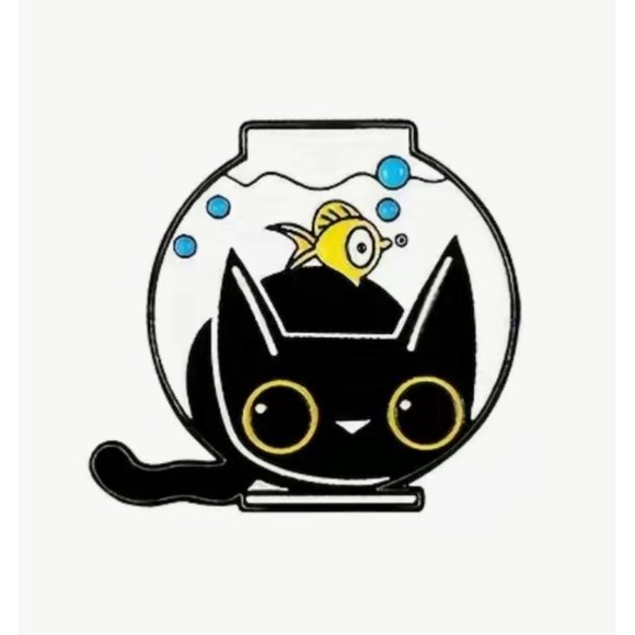 Cartoon Animal Pin Black White Cat Enamel Pin Clothes Bag Metal - Perfect Gift! - Picture 3 of 3